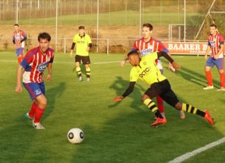 Platte Rotkreuzer unterliegen Baar