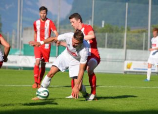 Eschenbach vergibt 2:0-Führung