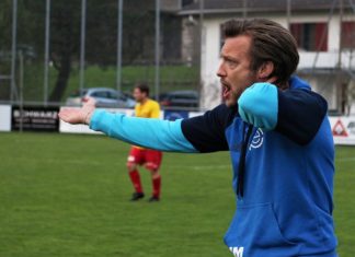 Trainer Markus Meier verlängert mit Eschenbach