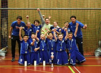 Erfolgreicher Hallenabschluss FC Luzern FE12