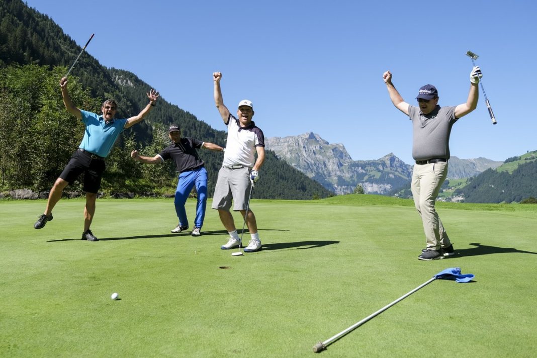 GOLF TROPHY