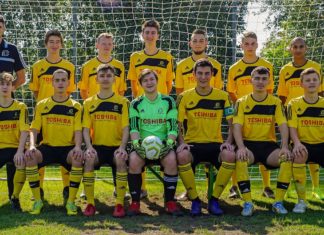 Zusammenhalt der Eschenbacher A-Junioren: Ein Erfolgsrezept!