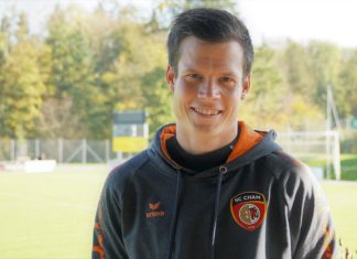 Ein Chamer-Vollbluttrainer im Nachwuchs