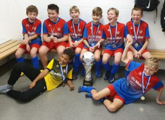 Cham Ea mit fulminanter Leistung