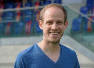 Christian Eyer: Vollblutspeaker, Trainer und Teleclub-Mitarbeiter