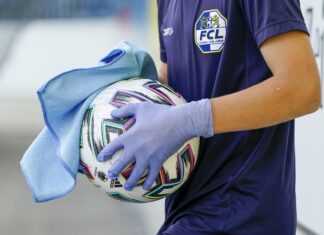 Corona-Studie belegt: Ansteckungsgefahr beim Fussball gering