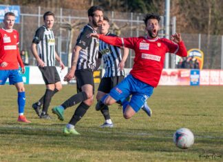 Cham schlägt YF Juventus