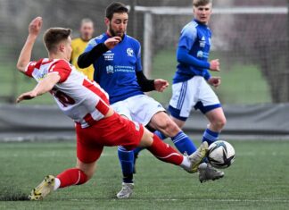 Küssnacht behält Anschluss an Spitze