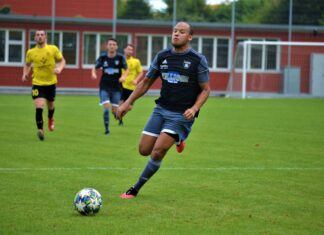 Sins mit Remis gegen OG