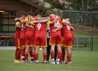 Rothenburg für Root eine Schuhnummer zu gross