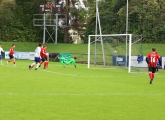 Zug 94 mit deutlichem Sieg gegen Kickers