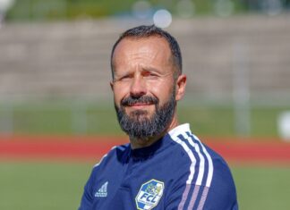 FCL Frauen: Antonio de Oliveira verlängert