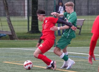 SC Kriens U16: Niederlage unter Flutlicht und im Dauerregen