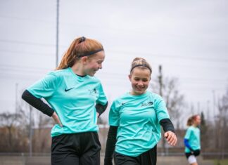 IFV Mädchen-Fussballcamps powered by FI9