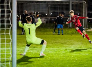 Kickers unterliegt Buochs