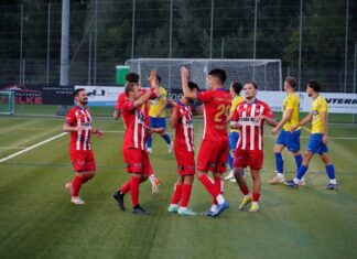 7-Tore-Spiel: Rotkreuz gelingt gegen Langenthal der erste Saisonsieg