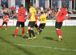 Buttisholz schlägt Kickers