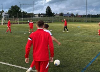 FC Rothenburg II mit deutlichem Heimsieg gegen die Eibuselection