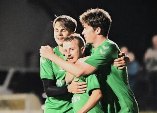 Muotathal erkämpft sich den Sieg und wintert über dem Abstiegsstrich