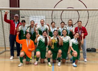 IFV-Hallenmeister: FC Ebikon FF-15 und SC Emmen FF-12