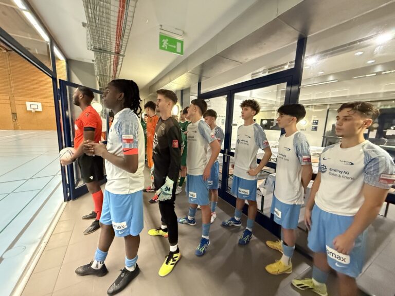 Team Rontal Team Rontal B ist IFV-Hallenmeister – SC Kriens B Vize-Hallenmeister