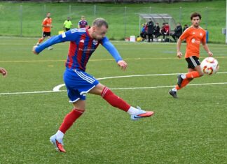 Sieg gegen OG: FC Brunnen stürmt an die Tabellenspitze