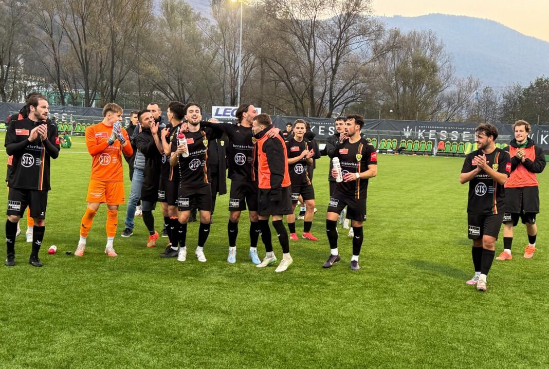 fcparadiso_sckriens11