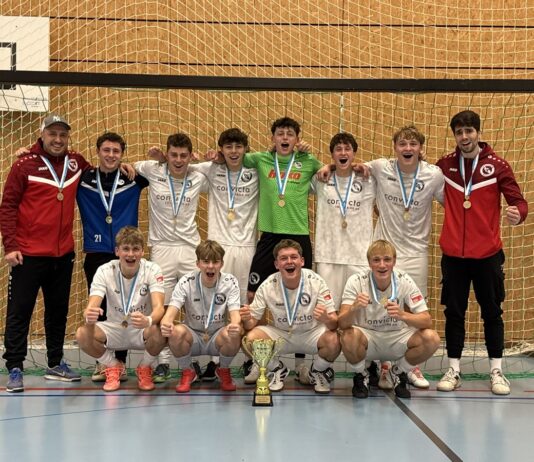 Hallenfussball auf höchstem Niveau: Team Sempachersee B krönt sich zum IFV‑Champion