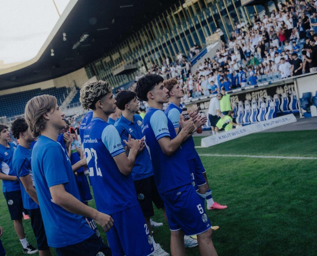 u16-3